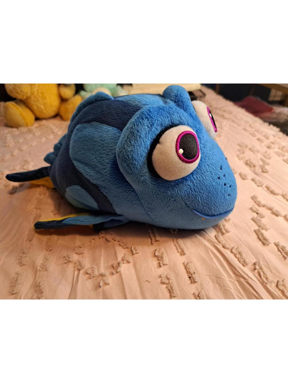 2016 Finding Nemo Talking Dori 12" Plush Fish by Ban Dai